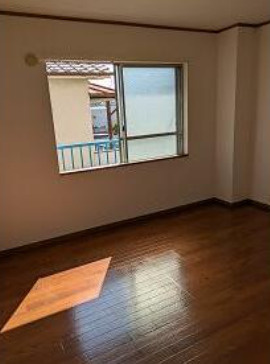 クィーンヒルズの洋室