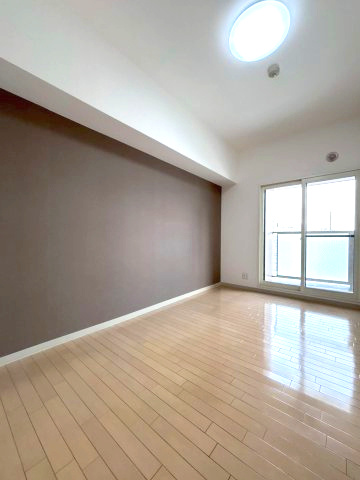 セザールガーデン伏見1番館の洋室