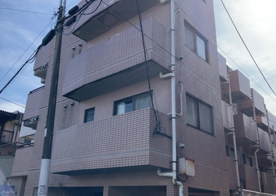 【外観】 | カテリーナ八王子 | マンションの外観は非常に重要なポイントです！外観の善し悪しは資産価値に大きな影響を与えます。外観のいいマンションを購入することで、高値で売却がしやすく、買い手が見つかりやすいというメリットがあります。