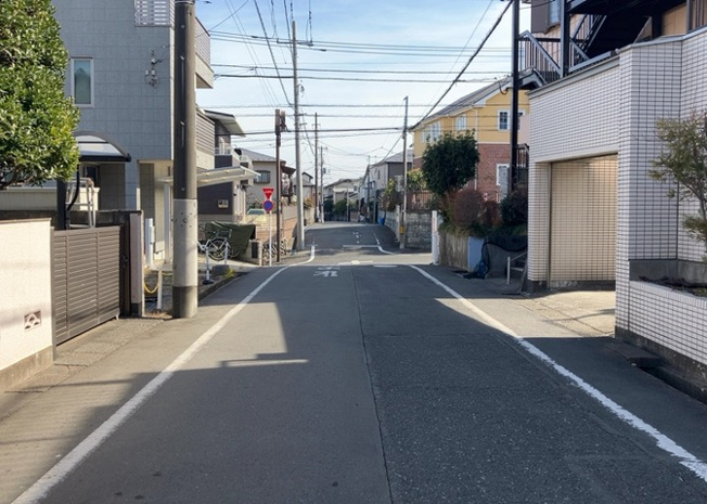 【展望】 | カテリーナ八王子 | 眺望の良さを楽しめるダイニングキッチンで家族団らんの時間を過ごしてはいかがでしょうか。バルコニーから見える景色を家族で眺める時間は、時間が経つのを忘れてしまいそうですね。是非、現地を見に行きましょう！