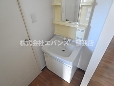 【独立洗面台】 | コーポラス・ユウ | 朝の身支度には欠かせない独立洗面化粧台