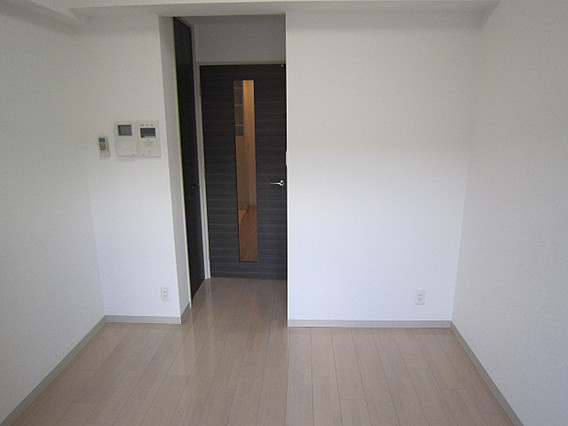 グリーン・ネス神戸駅前の居間・リビング