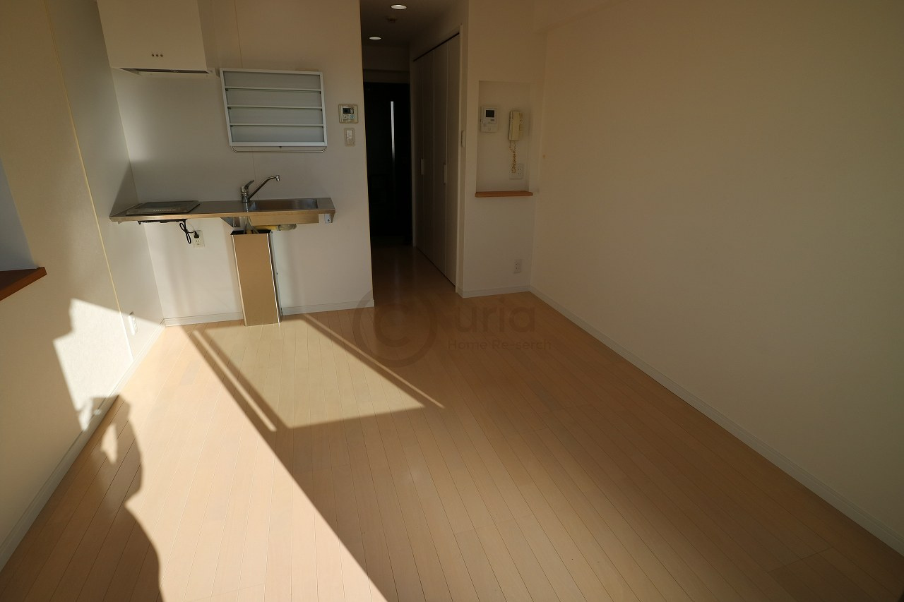 ワコーレプラティーク神戸深江駅前の洋室