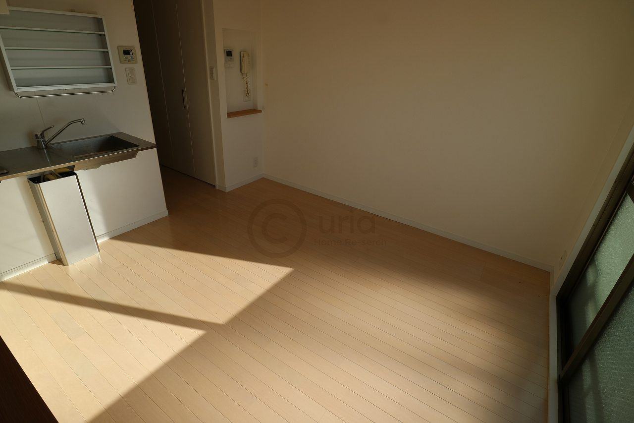 ワコーレプラティーク神戸深江駅前の洋室