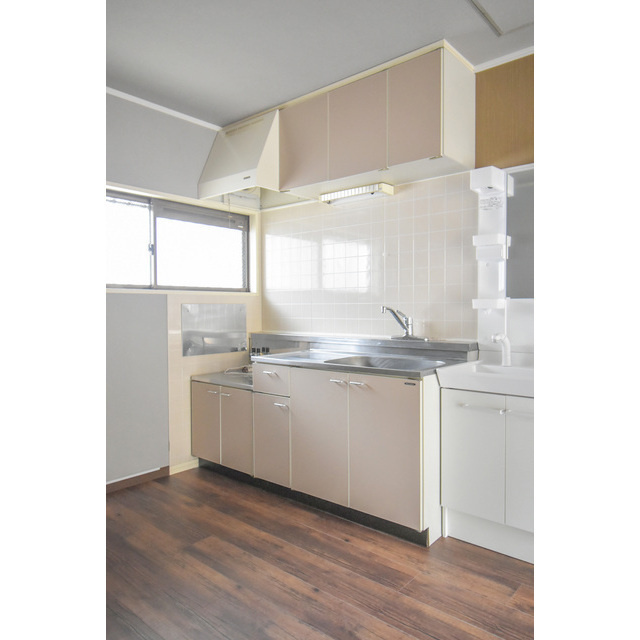 フリーデAのキッチン|使いやすいキッチンです※同タイプのお部屋になります。