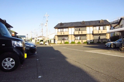 【駐車場】 | プリシェール味園１
