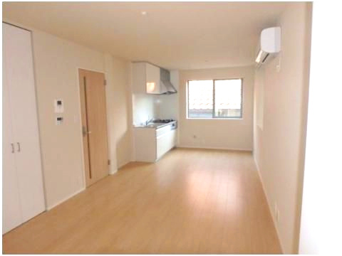 メゾンKNSの居間・リビング