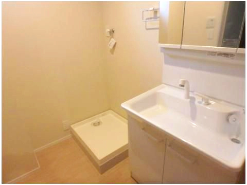 メゾンKNSの洗面所