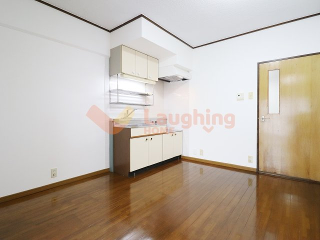 ピュアクローネⅠの居間・リビング|ゆったりとした居間です