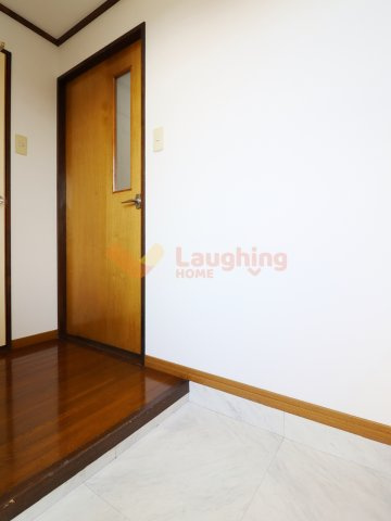 ピュアクローネⅠの玄関|きれいな玄関です