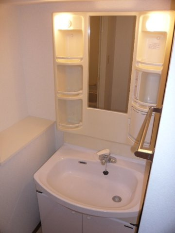 エクセラン東松戸の洗面所