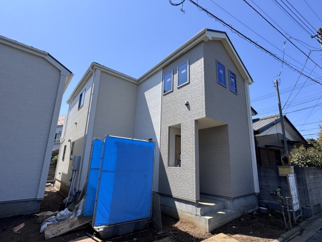松戸市栗ケ沢新築戸建の外観|A号棟外観・4月3日撮影・もうすぐ完成！