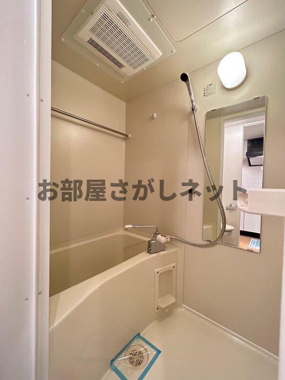 KDXレジデンス東新宿【おとり物件なし】#学生・社会人にオススメ！初期費用分割払いOK！の浴室