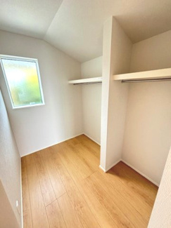 【収納】 | 佐伯区屋代2（山陽女学園駅）　全２区画　NO2 | 2階　洋室×3　収納付きでお部屋がスッキリ広く使えます。