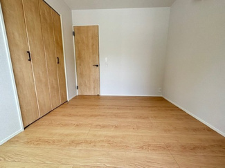 【洋室】 | 佐伯区屋代2（山陽女学園駅）　全２区画　NO2 | 1階　洋室　収納付きでお部屋がスッキリ広く使えます。