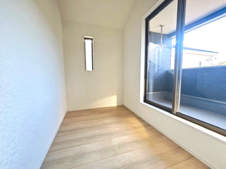 【収納】 | 安芸郡熊野町城之堀1丁目　全5区画　NO8 | 2階　洋室×3　収納付きでお部屋がスッキリ広く使えます。