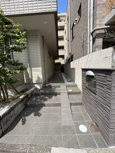 オルドヌング千川のエントランス