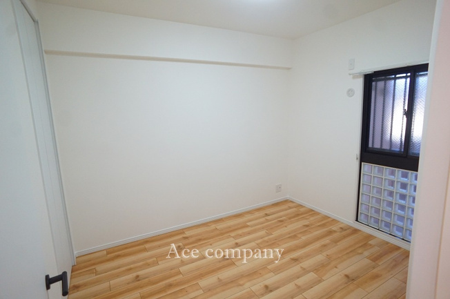 【子供部屋】 | プランメゾン八尾Ⅱ番館 | 【洋室5.1帖】