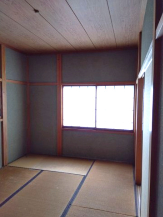 売中古戸建　富士市今泉の和室|開け閉めで空間を自由に仕切り広さを調整できる柔軟な設計になっています。
