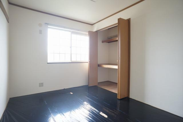 ＥＡＳＴ　ＭＡＲＵＧＩの寝室