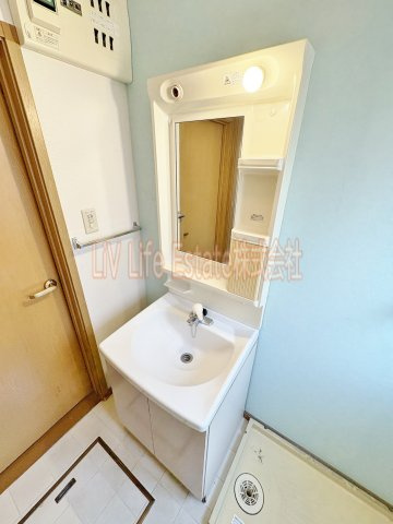 ＥＡＳＴ　ＭＡＲＵＧＩの洗面所