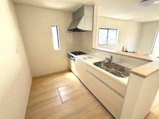 【キッチン】 | 東広島市西条町寺家（寺家駅）全6区画　NO1【角地】 | 機能的なシステムキッチン☆プロパンガス