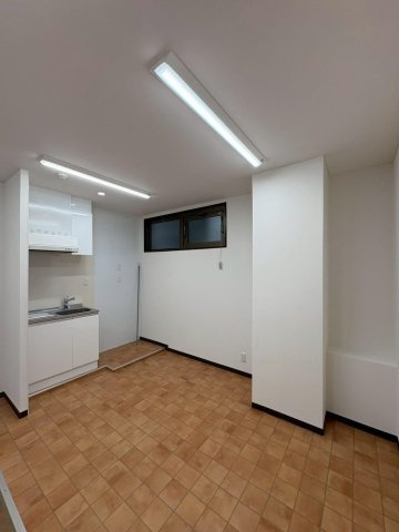 沢田ビルの居間・リビング