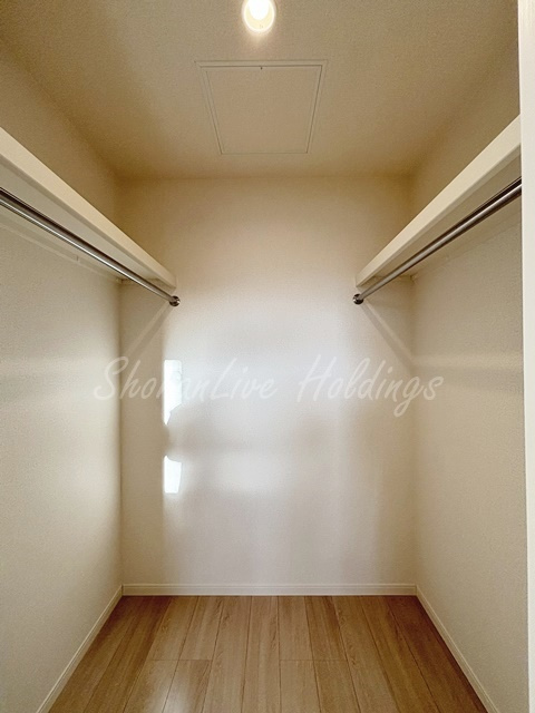 大和市上和田のアパートの収納