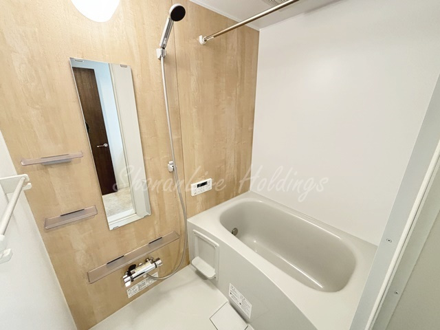 大和市上和田のアパートの浴室