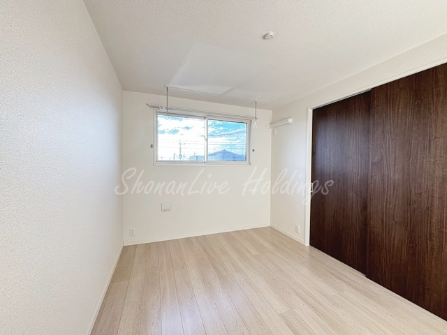 大和市上和田のアパートの寝室