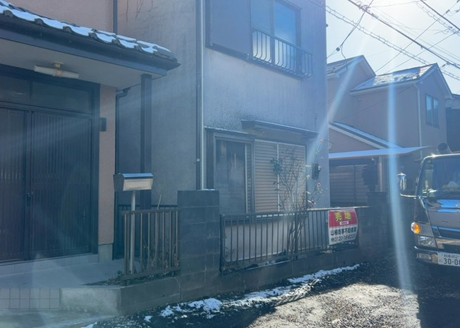 【外観】 | 物件の詳細については、現地を見てわかること以外に、役所や法務局などで調べないとわからないことがあります。そのため、現地に行く場合は、もしこの物件を買ったらどのような生活ができるかをイメージしましょう。
