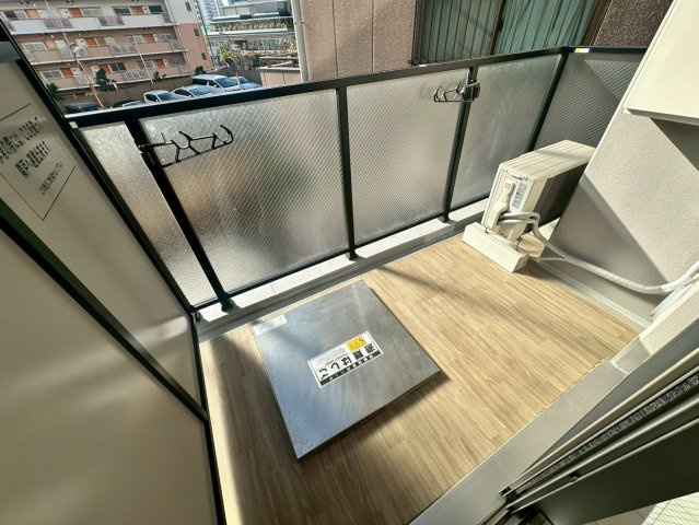 エスリード難波ザ・プレミアのバルコニー