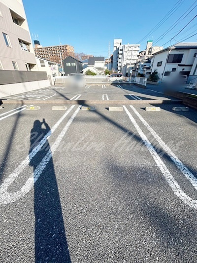 藤沢市石川６丁目の賃貸マンションの駐車場|駐車場も完備