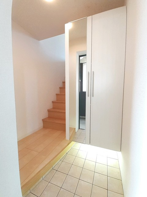 藤沢市石川６丁目の賃貸マンションの玄関|清潔感のある玄関です♪