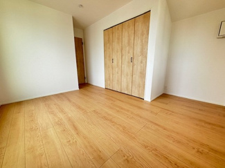 【収納】 | 東広島市黒瀬樽原東2丁目　限定1棟 | 2階　洋室×3　収納付きでお部屋がスッキリ広く使えます。