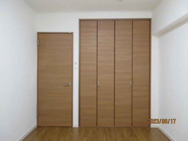 プラザ・ルミエールの収納