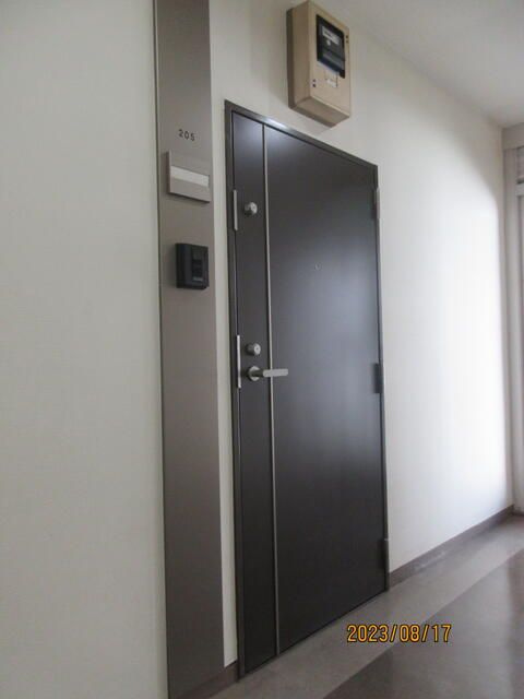 プラザ・ルミエールの玄関