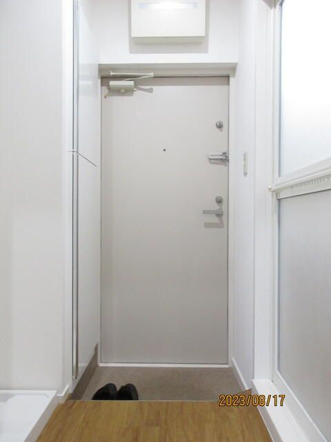 プラザ・ルミエールの玄関