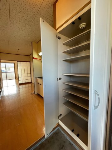 プレジデント御井の収納|ちょっとした収納スペースも充実しています