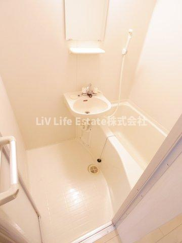 ウルール田無の浴室