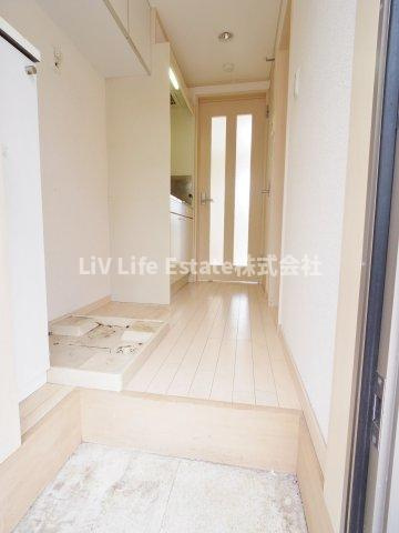 ウルール田無の玄関