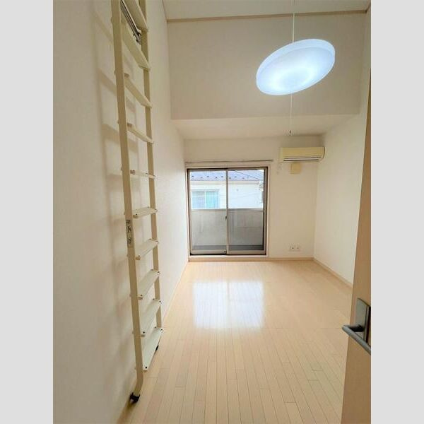 ウルール田無の居間・リビング