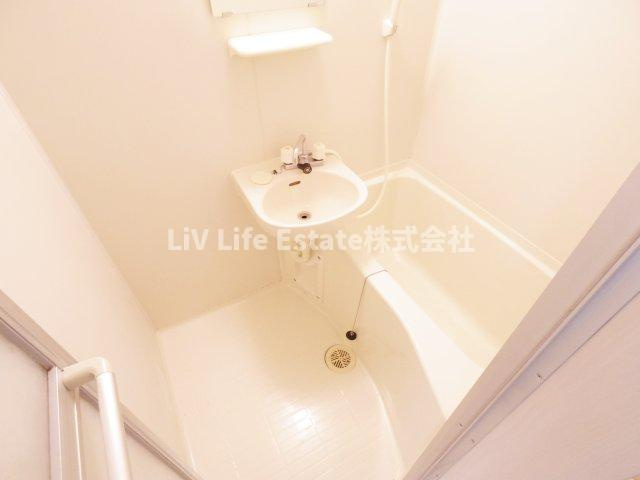 ウルール田無の浴室