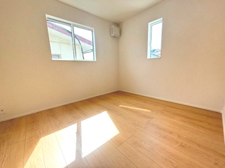 【洋室】 | 廿日市市阿品台3（阿品駅）全2区画　NO2 | 2階　洋室×3　収納付きでお部屋がスッキリ広く使えます。
