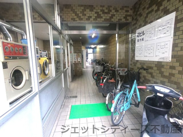【ロビー】 | 司ビル