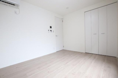 【寝室】 | ＫＡｒｅｓｉｄｅｎｃｅ西日暮里 | 同階別部屋写真 