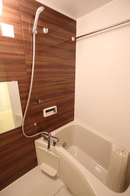 【浴室】 | ＫＡｒｅｓｉｄｅｎｃｅ西日暮里 | 同階別部屋写真 