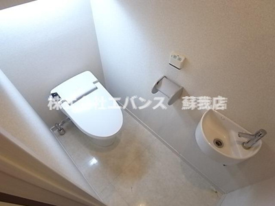 【トイレ】 | マナブライトン | 清潔感のあるトイレです