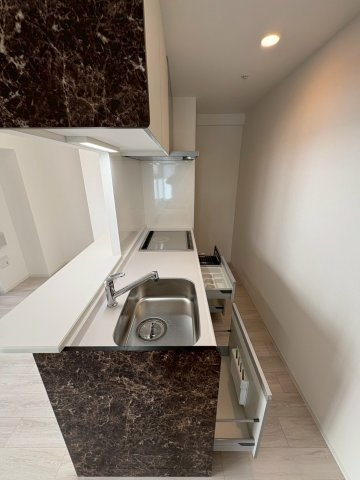 セレニテフラン難波のキッチン