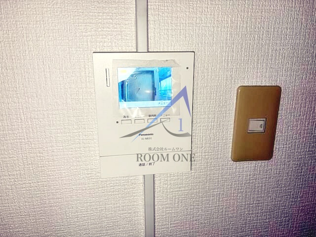 メゾン太陽のセキュリティ|モニター付きインターホンです。